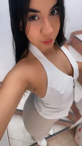 Mara_Betancurt a casual day Pic 2