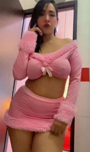 Eva_Grace_ Kisses, Curves & Confessions 💌 Immagine  3