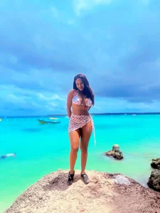AlisonHoot69 ☀️🏝️👙🐚 Billede 2