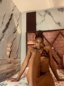 kandy_bronw home life Foto