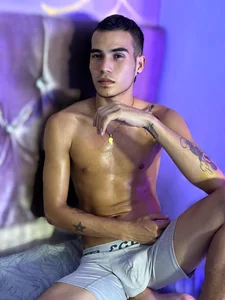 hotfriends_sex MEN 2 Foto 2