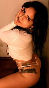 Latinaelisa Latinaelisa 👅 รูป  3