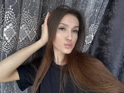 MellieLaliberte: Me😊 ( 4 фото)