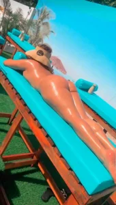 Sara_Ross_ Public 사진