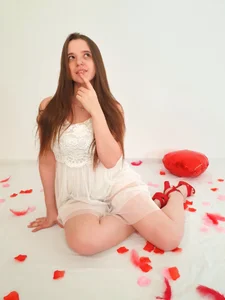 ElizabethBronks Valentine's Day 🥰 Immagine  9