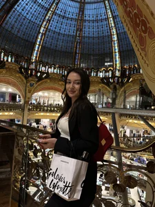 RoseVikiParis💫 Bild 7