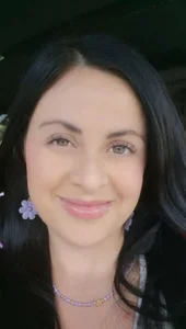 Juli_castillo1 Public Pic 2