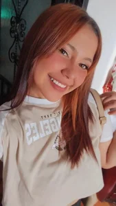 Ivy_Brown_ Public Gambar 4