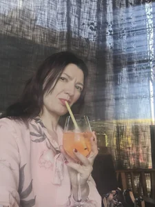 Bonnie_Naughtyy What drinks do you like? Foto 6