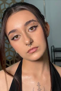 Melly_KissPublic图片 3