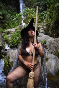 sophiaamethystt Under the Spell of Nature (Halloween). :P Pic 6