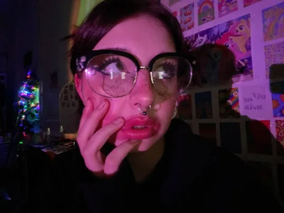 Public de moonvampiq  2 photos