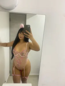 sasha_riverss Public Pic 5