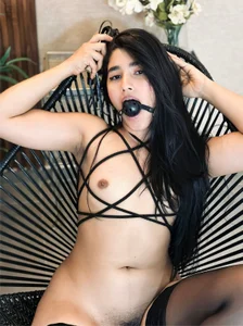 Lia_Mar_ I Humiliate You While You Moan Foto 7