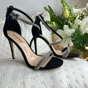 Miya_Nika: 👠What emphasizes women's legs, of course, are heels👠 ( 2 фото)