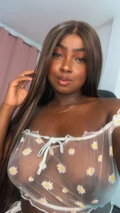 Brittanyjhons_のDiamond 💎の 3枚の写真