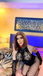 Horsecockvictoriats Left💄🔥  2টি ছবি