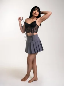 VictoriaBray Public Pic 5