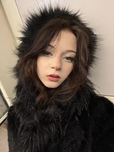 Public od CyndyGranger  4 snímek