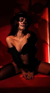 valu_557 ARE YOU LIKE? Pic 3