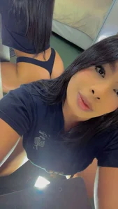 _caroline_jackson_ Selfies ⭐ Pic 8