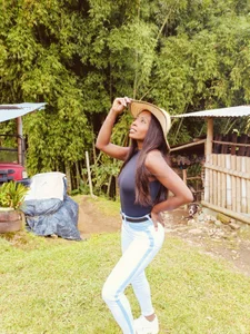 SabaBrown Public Bilde 7