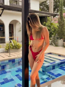 PaulinaSantos_ Heatwave🥵💗 Pic 2