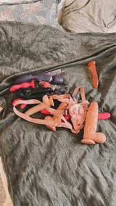 Public de Claudia_and_elon_  3 photos