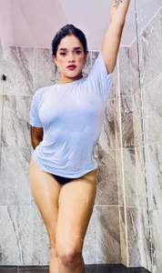 penelope_hearth08 My friends...🤍 Gambar 5