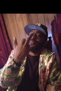 Red_And_Mizstaken Public Pic