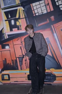 JH120: 阿宝 ( 2 фото)