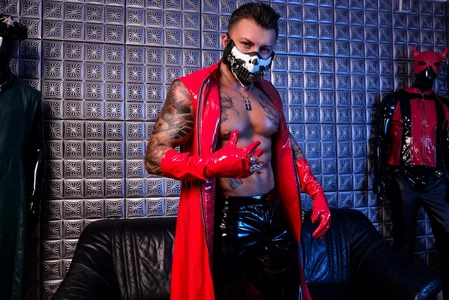 MasterDevil112s fancy guy ;) sexfoto 6