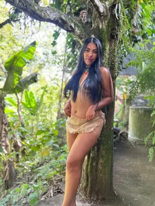 RiriiBrunette__ 🌿🍃 Bilde 4