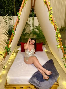 Honey night🐝🍯 de zui_lu  6 Imagens