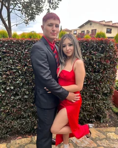 ANLLELOAndANGELA A LITTLE HAPPINESS AS A COUPLE Pic 6