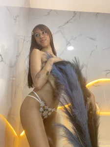 Public de HOT17_FOXXX  3 Imagens