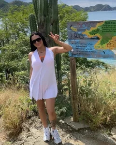 Ladyy_Sweet22のWELCOME TO MY WORLの 3枚の写真