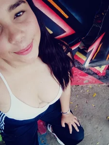 thalia_weeks_ Hello 💖 slika 3