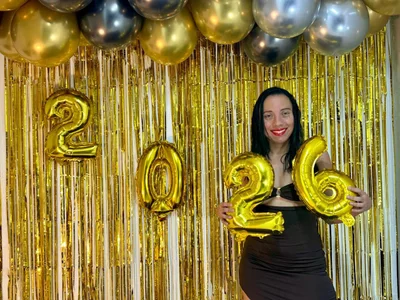 Lunahot68 "Same fire, higher heat — welcome to my year." 🔥 Hình 4