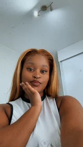 Bella-Porsche Public Pic 7