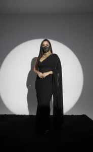 _shantaall 🖤🖤🖤🖤 Foto 4