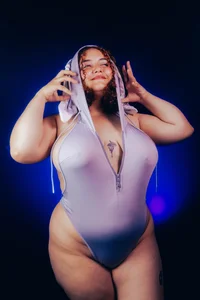 Manina_Molly_ PLAYBOY BUNNY Pic 8