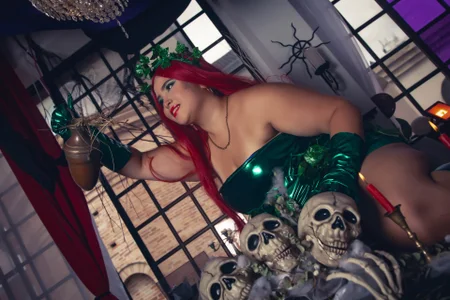 AGATHAA_WHITE's Happy Halloween Sex Photo 6