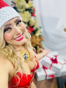 EvaBellucci_ GOOD NIGHT WITH ME Foto