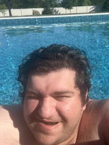 Moroncuckoldloser699 Public Pic