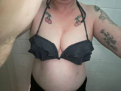 Ruby_Lee Public Pic 2
