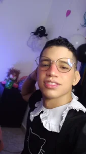 <33 de Ariel_Femboy_  6 Imagens