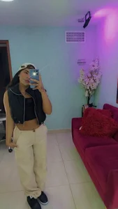 Rousse_land a tender girl зображення 5