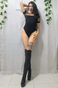 MaddyMendozaxx: Sexy girl in black ( 5 фото)