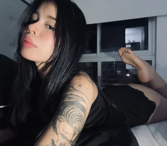 Jay_wlls 🖤  4টি ছবি